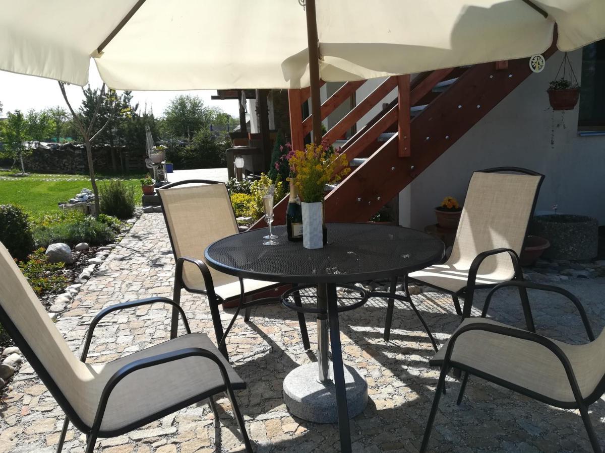 Apartman Life In Nature Jaronice Екстер'єр фото