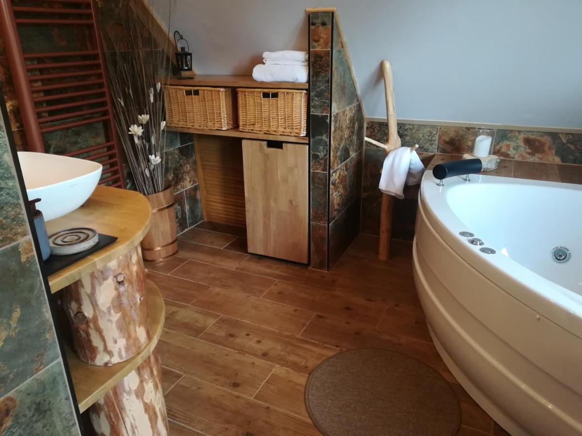 Apartman Life In Nature Jaronice Екстер'єр фото